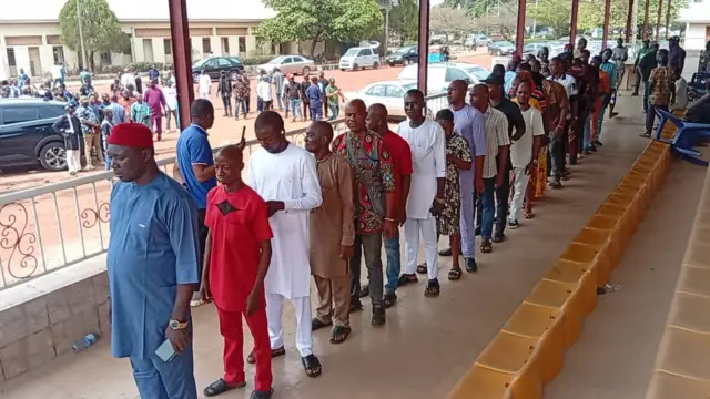 Ndị APC mere ntuliaka ime patị (praịmarị) họpụta ndị ga-eji ọkọrọtọ patị ha zọọ ọkwa onyeisioche Gọọmenti okpuru ọchịchị n'Abakaliki, Ebonyi steeti