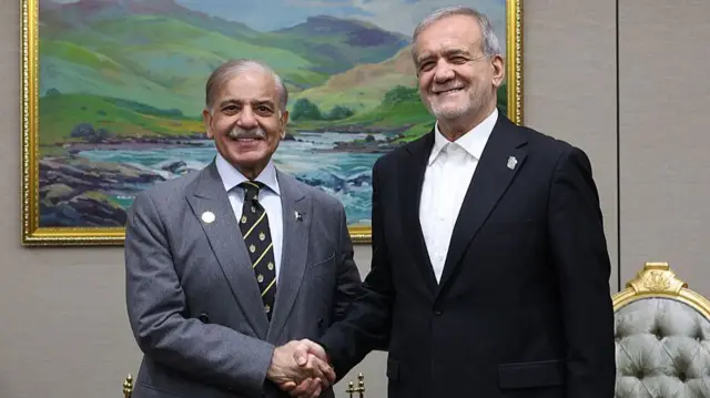 शहबाज़ शरीफ़ और मसूद पेज़ेश्कियान