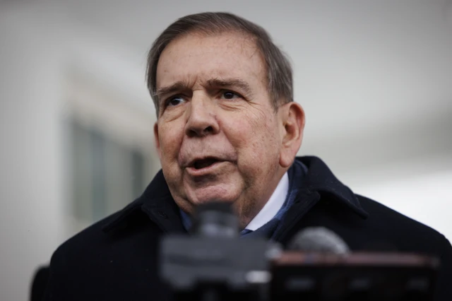 المعارض الفنزويلي إدموندو غونزاليس أوروتيا