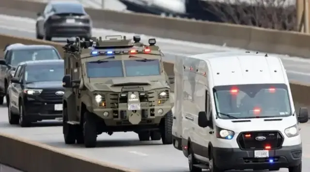 د مادورو لېږدوونکی ګاډی