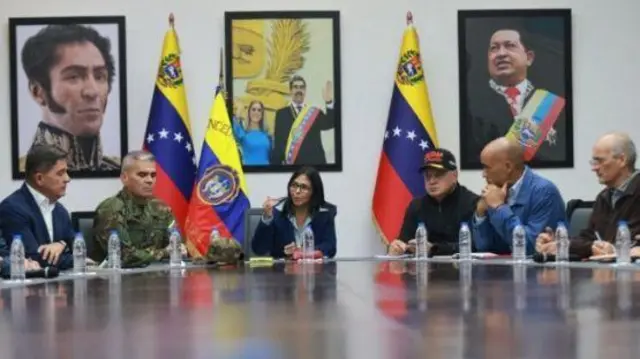 Delcy Rodríguez e conselho de ministro