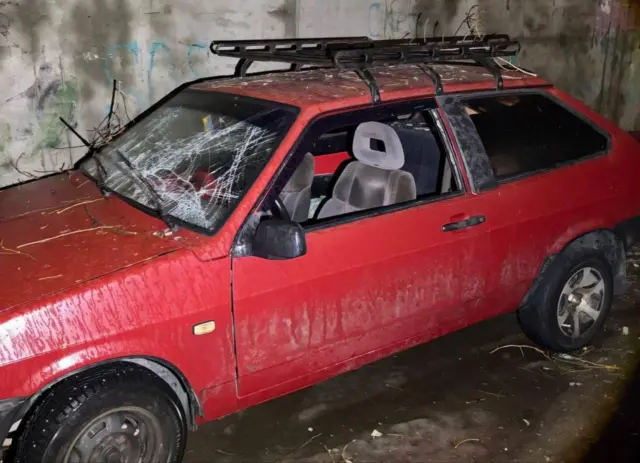 Поврежденный автомобиль в Днепре