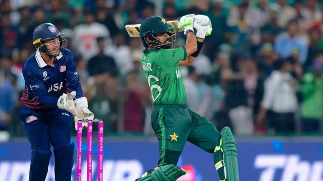 बाबर आज़म