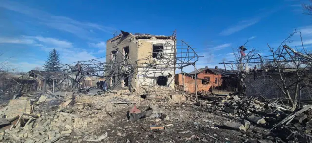 Глава городской администрации опубликовал фото послествий атаки