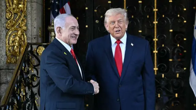 डोनाल्ड ट्रंप