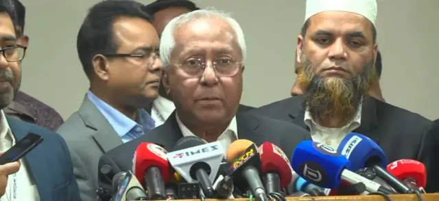 নির্বাচন কমিশনের সিনিয়র সচিব আখতার আহমেদ