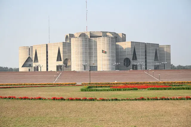 জাতীয় সংসদ ভবন