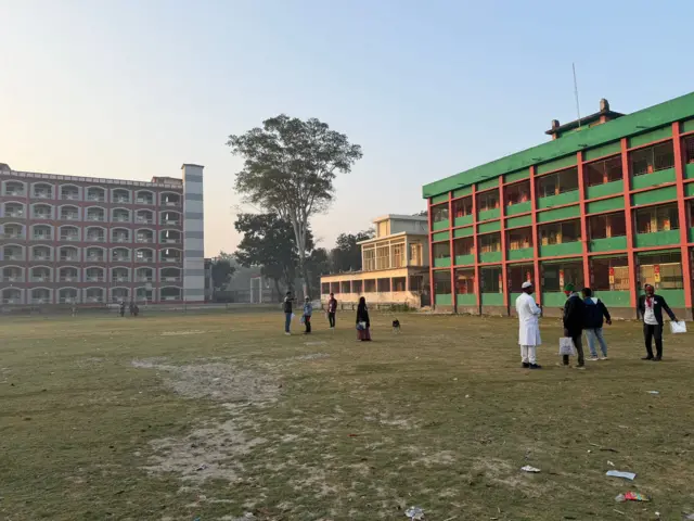 গোপালগঞ্জের একটি ভোটকেন্দ্র