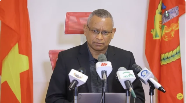 ደብረፅዮን ገብረሚካኤል (ዶ/ር) - ኣቦ መንበር ህወሓት