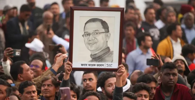 தாரிக் ரஹ்மான்