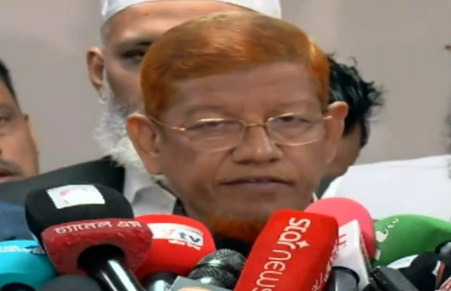 বাংলাদেশ জামায়াতে ইসলামী'র সহকারী সেক্রেটারি জেনারেল হামিদুর রহমান আযাদ