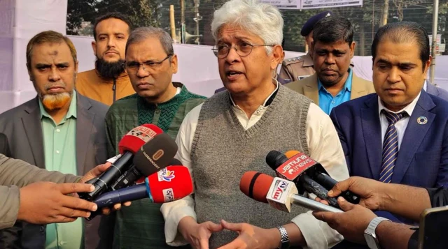 গৃহায়ন ও গণপূর্ত মন্ত্রণালয়ের উপদেষ্টা আদিলুর রহমান