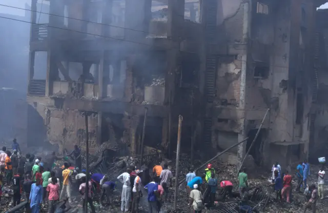 Hoton gobarar Kasuwar Singa