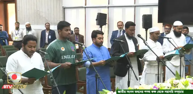 সংসদ ও সংবিধান সংস্কার পরিষদের সদস্য হিসেবে শপথ নিলেন এনসিপির এমপিরা