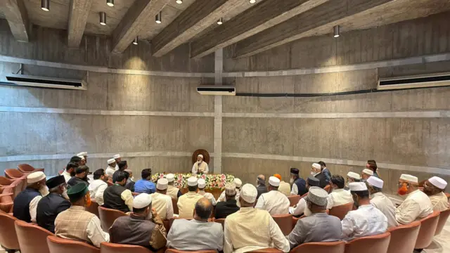 শপথ গ্রহণ শেষে সংসদীয় দলের সভায় জামায়াতে ইসলামীর সংসদ সদস্যরা