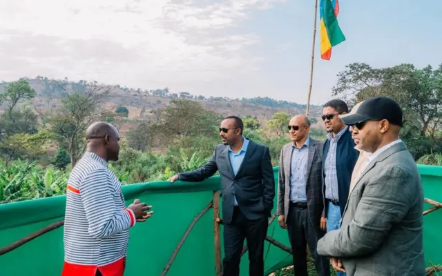 MM abiy Ahimad yeroo godinaalee Qeellama Wallaggaa fi Lixa Wallaggaa daawwatanitti