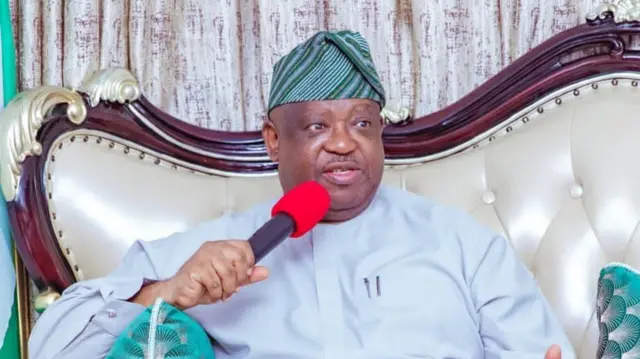 Gwamnan jihar Filato Caleb Muftwang