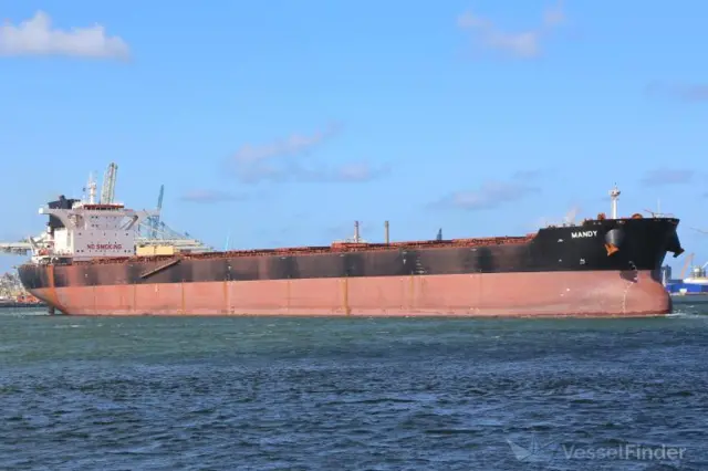 စင်္ကာပူနိုင်ငံမှာ မှတ်ပုံတင်ထားတဲ့ ကုန်တင်သင်္ဘော MANDY