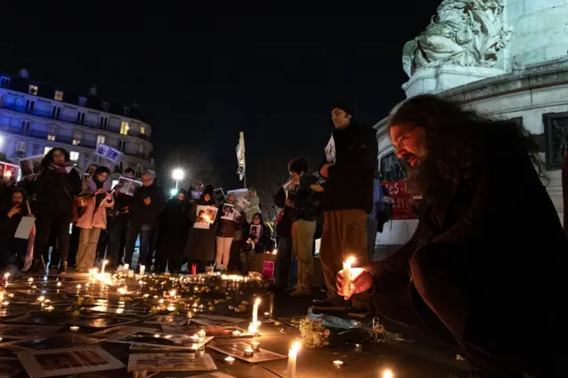 مراسم یادبود کشتهشدگان اعتراضات در پاریس