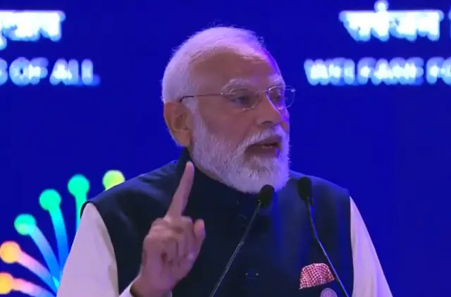 नरेंद्र मोदी