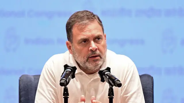 राहुल गांधी
