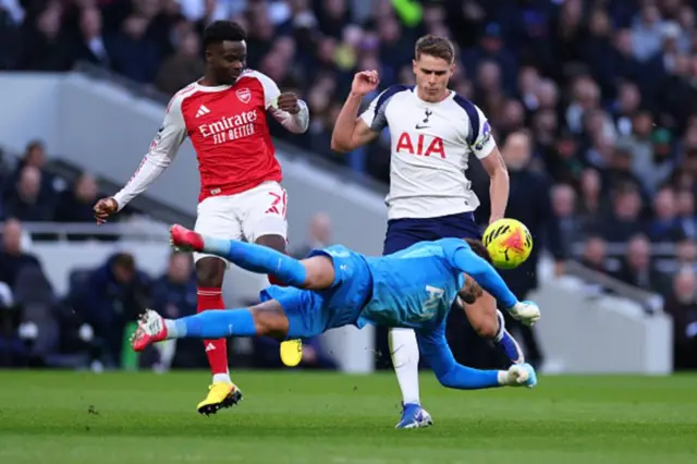 Saakaa fi karra eegaa Tootenhaam