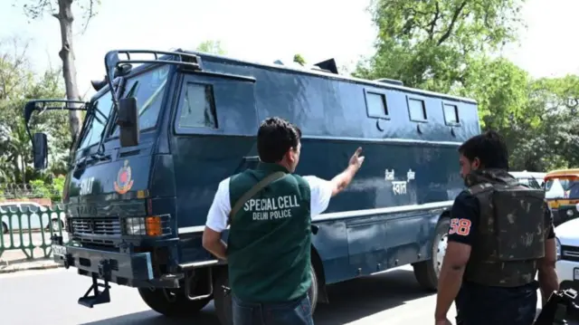 தமிழ்நாடு, டெல்லி