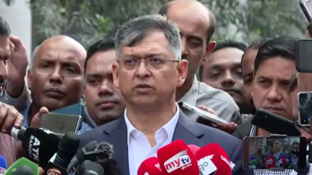 স্বরাষ্ট্রমন্ত্রী সালাহউদ্দিন আহমদ।