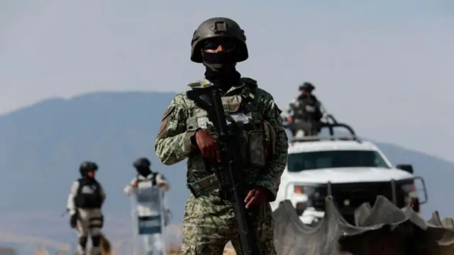 Militares mexicanos