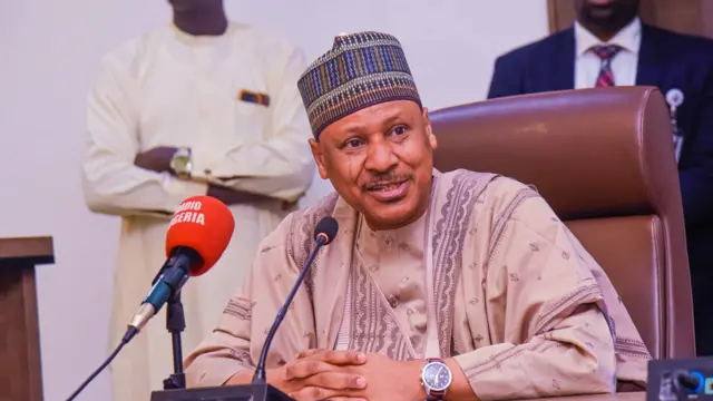 Minista na-ahụ maka mgbasaozi na Naịjirịa bụ Mohammed Idris