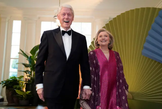 Onye bụbu Onyeisiala mba Amerịka na nwunye ya bụ Bill Clinton na Hillary Clinton