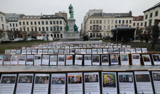 نمایش ۵۰۰ قاب عکس از کشته&zwnj;شدگان اعتراضات در ایران