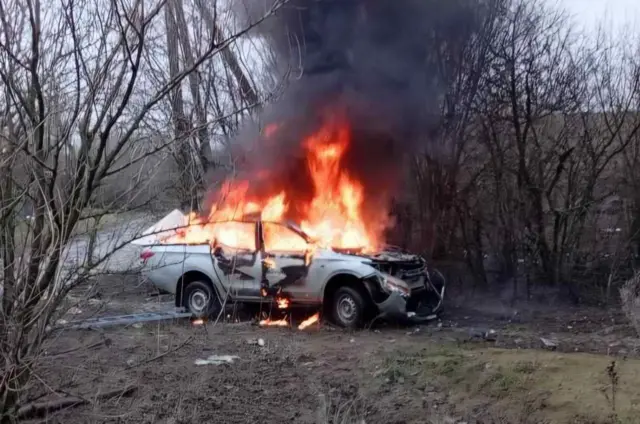 Горящий автомобиль
