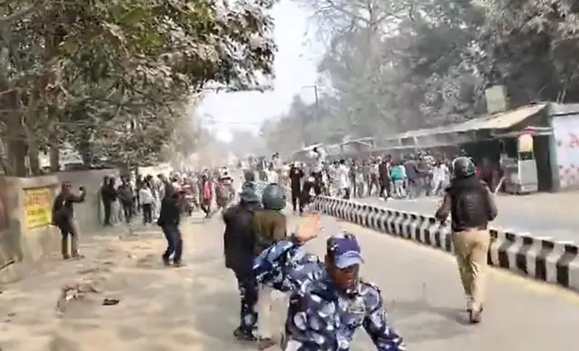 दरभंगा में पुलिस और स्थानीय लोगों के बीच हुई भिड़ंत