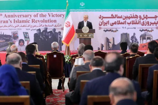 پزشکیان در جمع سفرای خارجی مقیم تهران