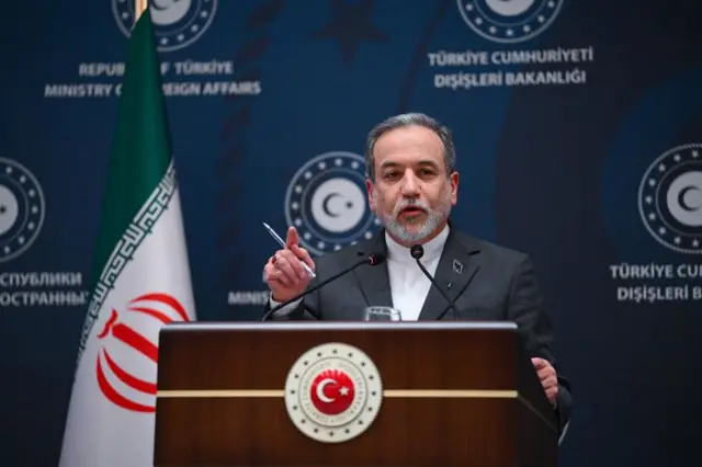 ইরানের পররাষ্ট্র মন্ত্রী আব্বাস আরাঘচি