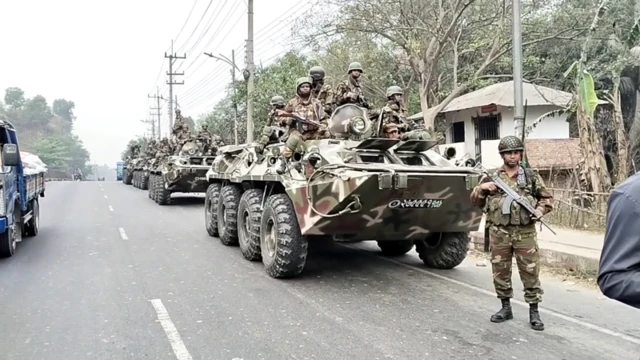 অভিযানে বিপুল সেনাসদস্যও অংশ নিয়েছে