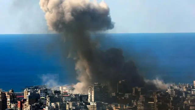 সোমবার লেবাননে বেশ কয়েকটি হামলা চালিয়েছে ইসরায়েল