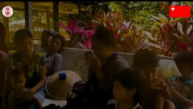 လွတ်မြောက်လာတဲ့ ပြည်သူတွေ