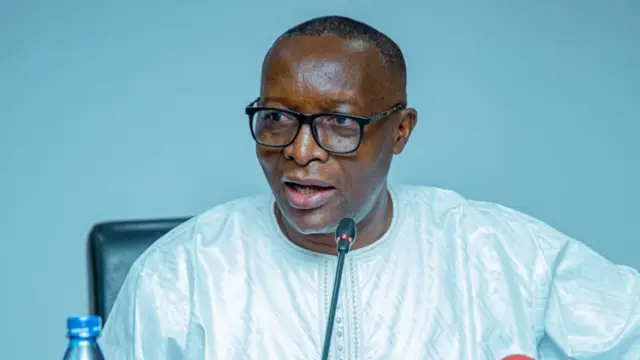 Umushikiranganji Bizimana w'imigenderanire n'amakuru w'Uburundi