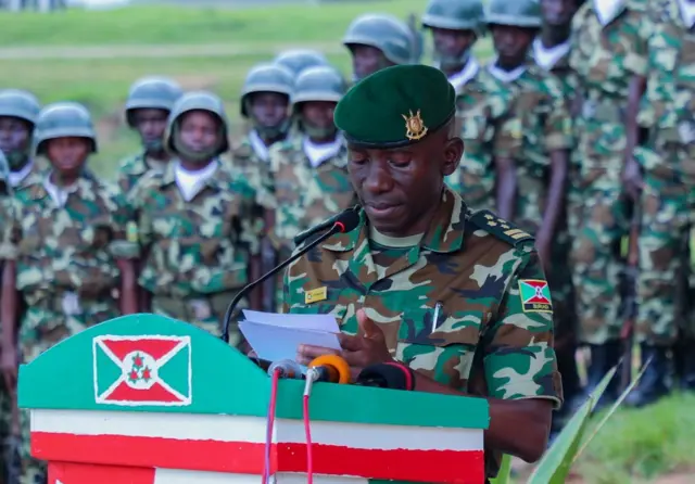 Gen Niyongabo avuga ko izi ntwazangabo "ziteguriye kwitangira gukingira igihugu" cazo