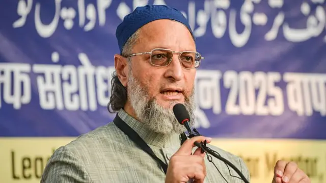 असदुद्दीन ओवैसी