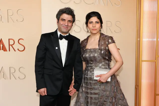 سارا خاکی و محمدرضا عینی کارگردانان مستند شکافتن سخره‌ها در جشنواره اسکار ۲۰۲۶