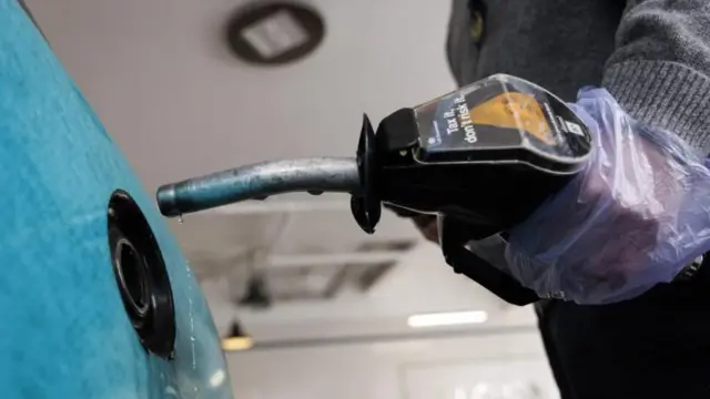 آژانس بین‌المللی انرژی با آزادسازی ۴۰۰ میلیون بشکه نفت موافقت کرد