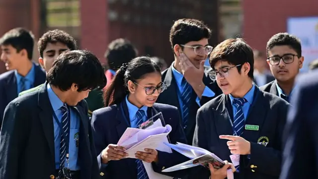 बोर्ड परीक्षा देने वाले स्टूडेंट्स