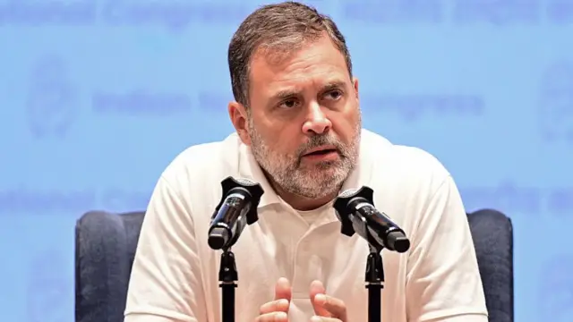 राहुल गांधी