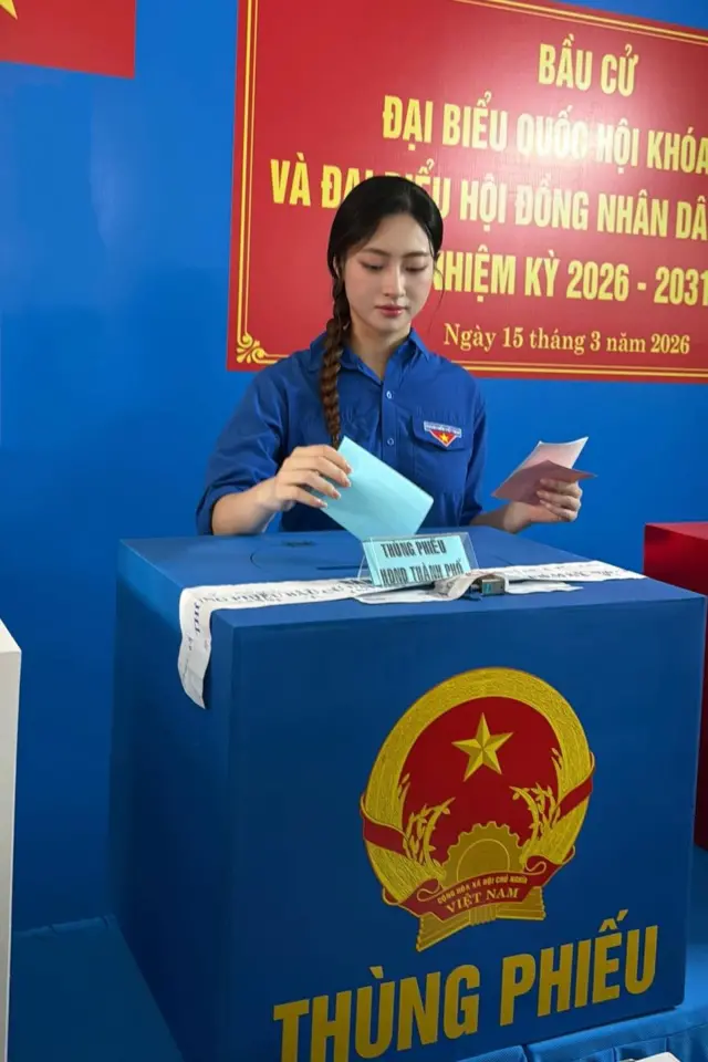 Hoa hậu Lương Thùy Linh