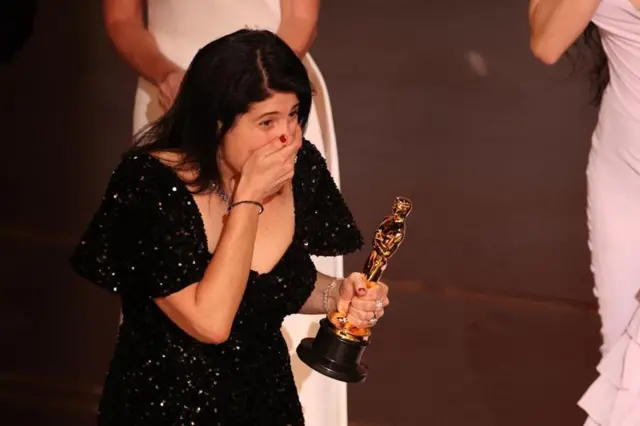 Cassandra Kulukundis, diretora de elenco de Uma Batalha Após a Outra, surpresa ao vencer o Oscar