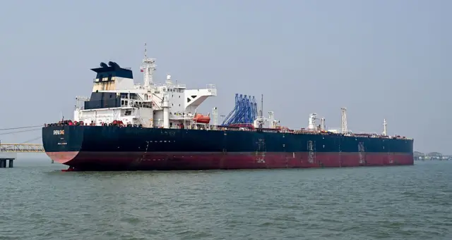 ناقلة نفط في مضيق هرمز (أرشيفية).