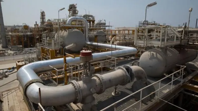 Hình ảnh một phần giai đoạn 19 của mỏ khí đốt South Pars tại Assalouyeh, trên bờ Vịnh Ba Tư của Iran, cách Tehran 1.400 km về phía nam, chụp ngày 23/8/2016.